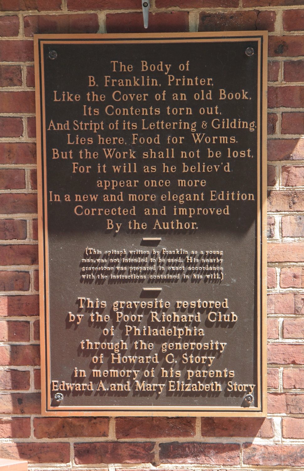 Benjamin Franklin's tomb, Christ Church Cemetery, Philadelphia - 04.jpg